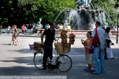 Berlin: Neptunbrunnen am Alexanderplatz