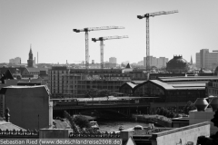 Berlin: Blick vom Reichstag auf den Bahnhof Friedrichstrasse